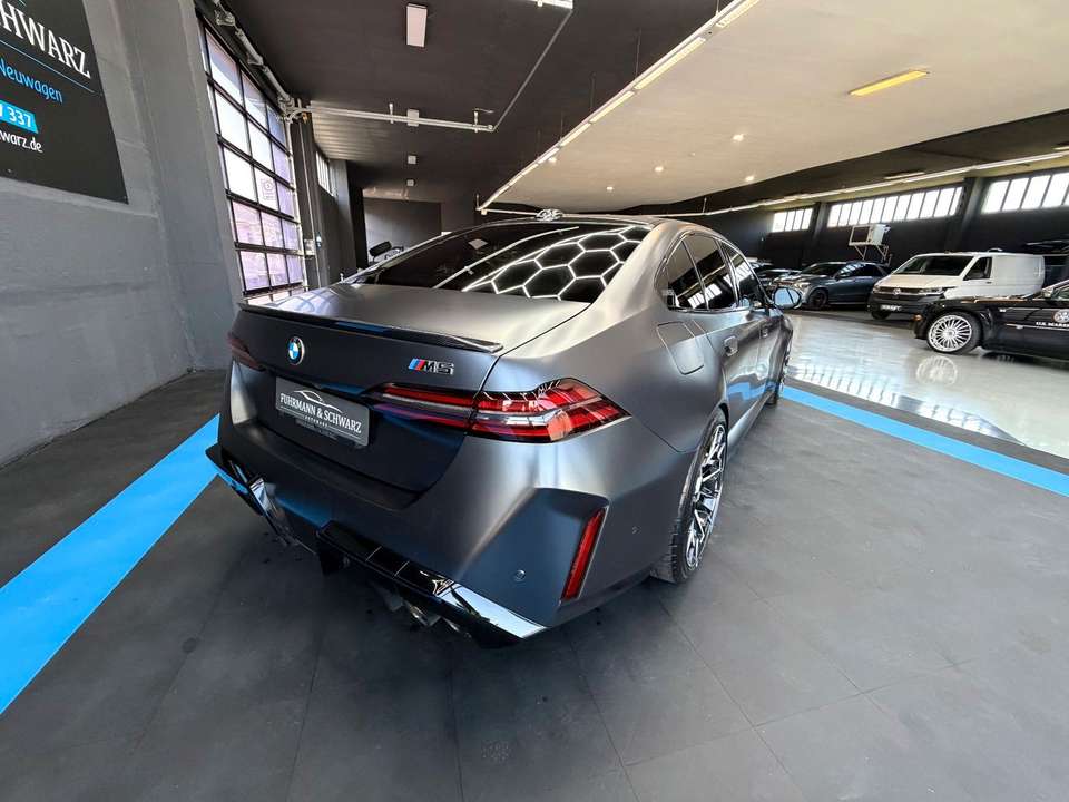 BMW M5 - Imagem 5