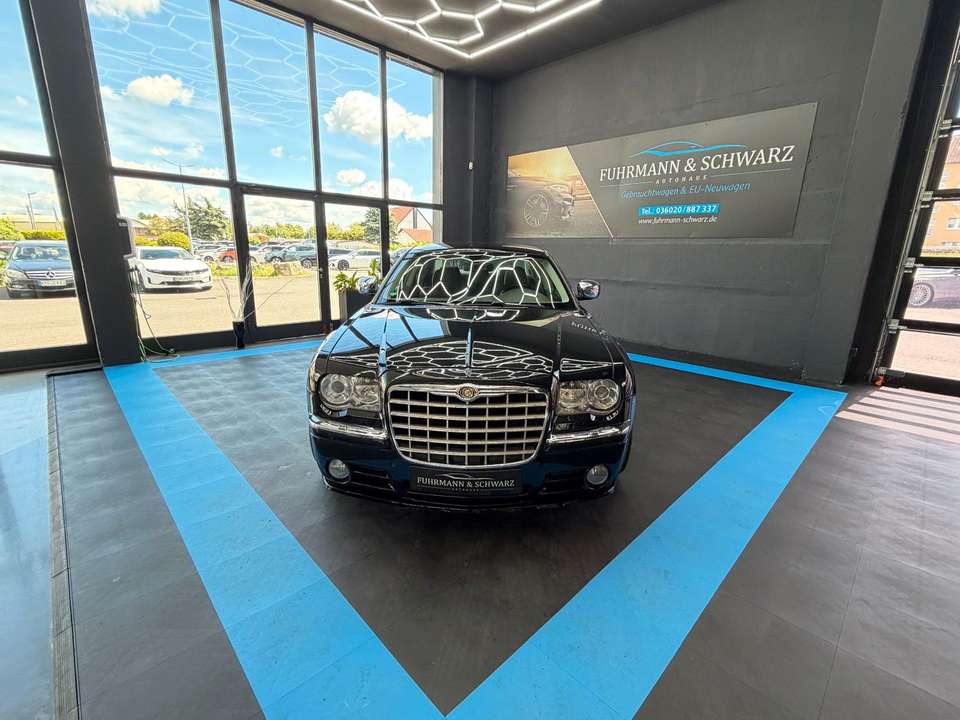 Chrysler 300C - Imagem 7