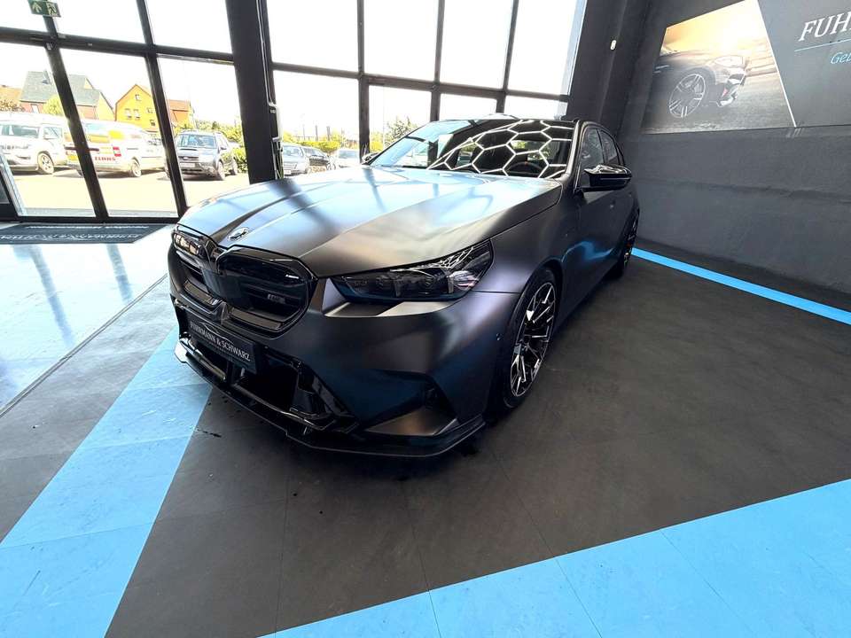 BMW M5 - Imagem 11