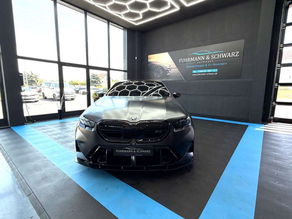 BMW M5 - Imagem 12