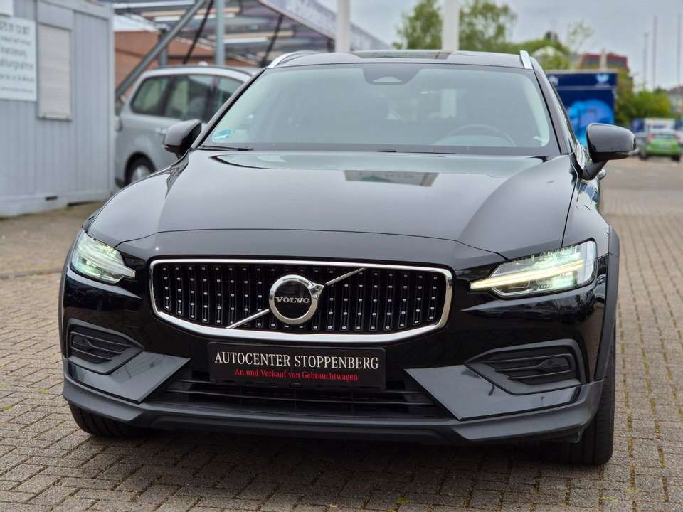 Volvo V60 Cross Country - Imagem 6