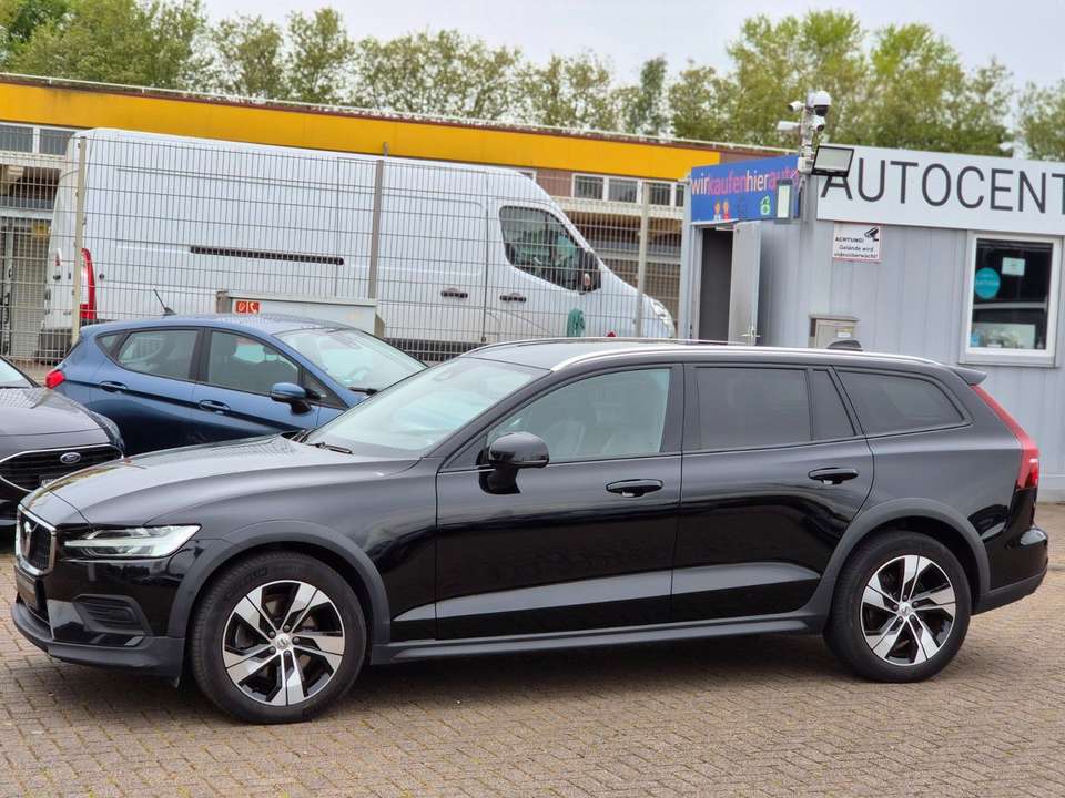 Volvo V60 Cross Country - Imagem 9