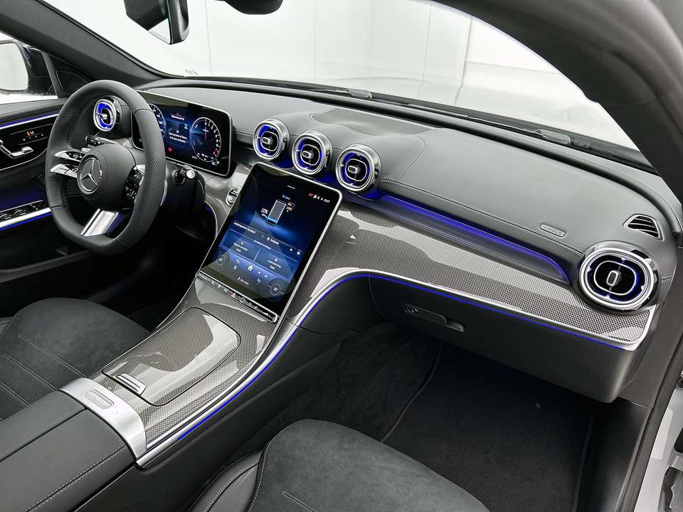 Mercedes-Benz C 300 - Imagem 7