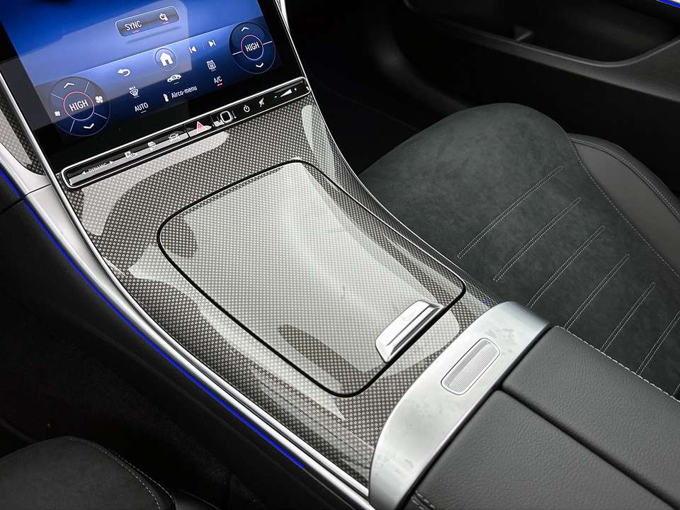 Mercedes-Benz C 300 - Imagem 11