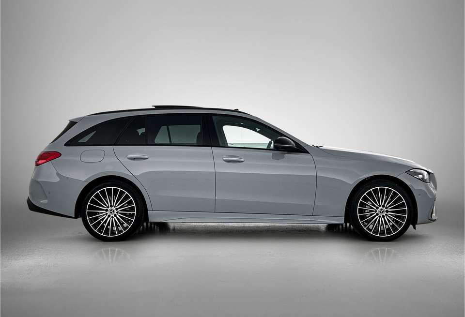 Mercedes-Benz C 300 - Imagem 14