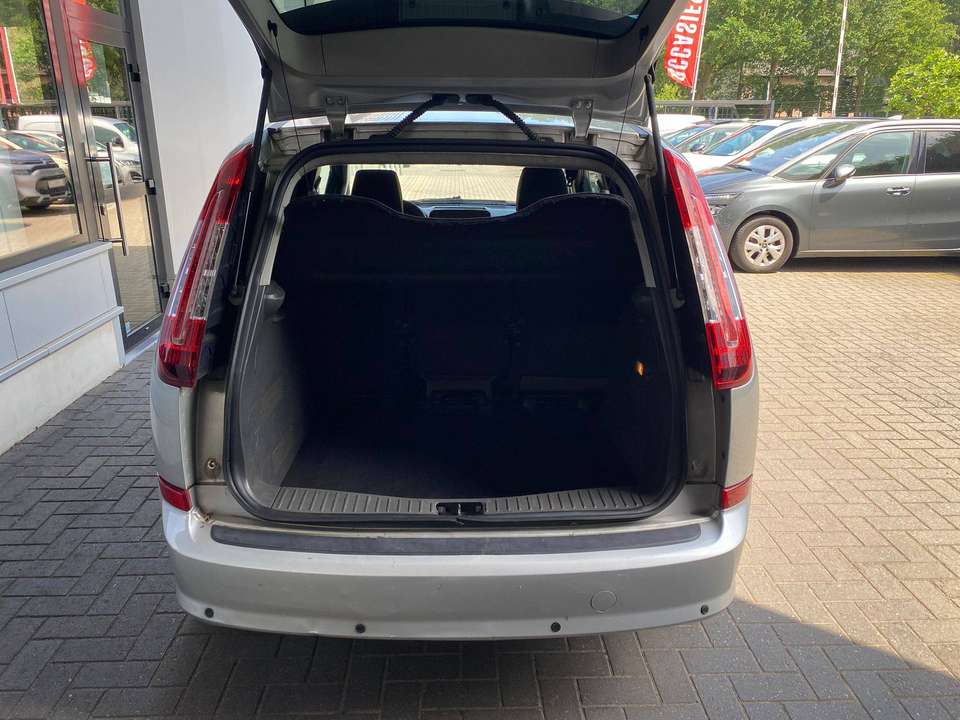 Ford C-Max - Imagem 7