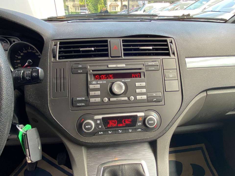 Ford C-Max - Imagem 15
