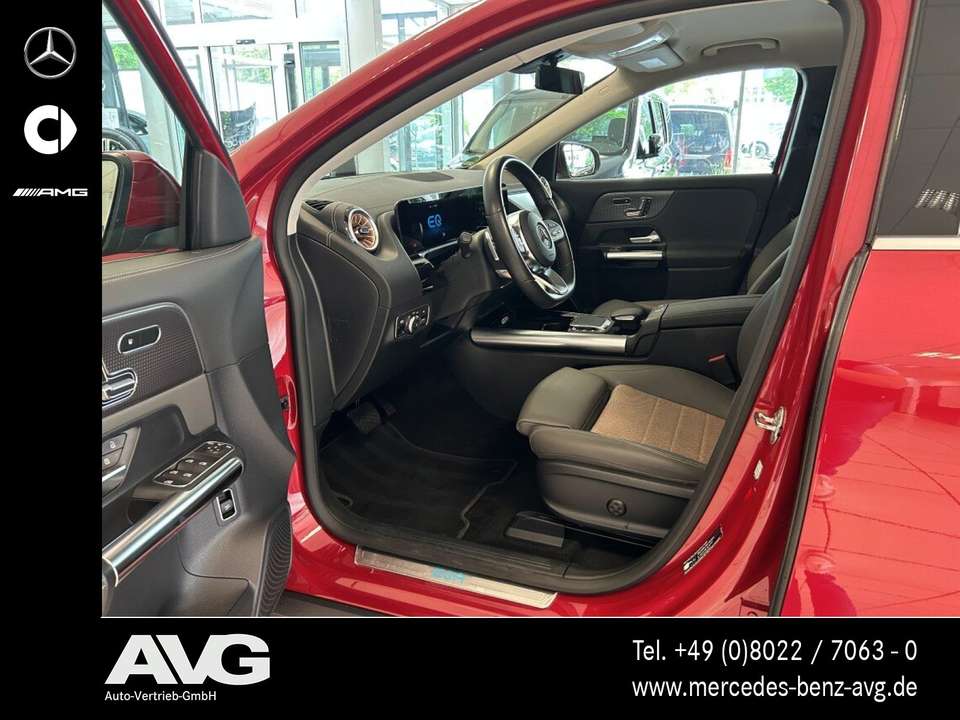 Mercedes-Benz EQA 300 - Imagem 6