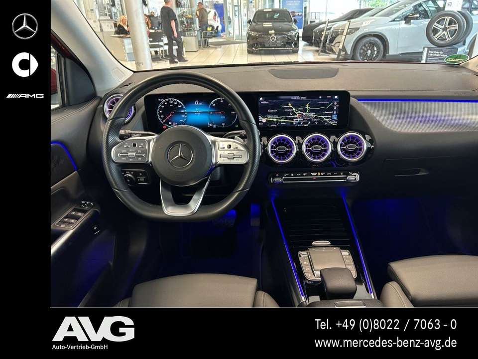 Mercedes-Benz EQA 300 - Imagem 9