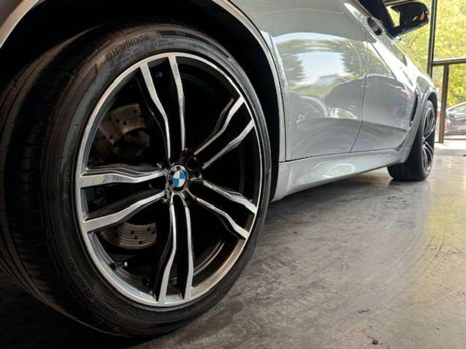 BMW X5 M - Imagem 11