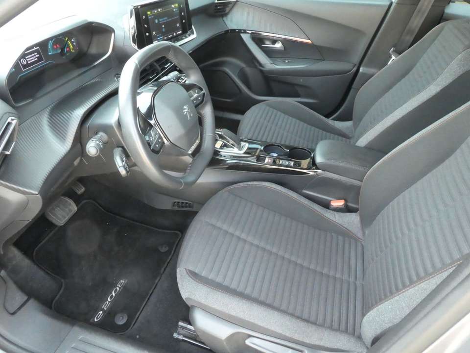 Peugeot 2008 - Imagem 9