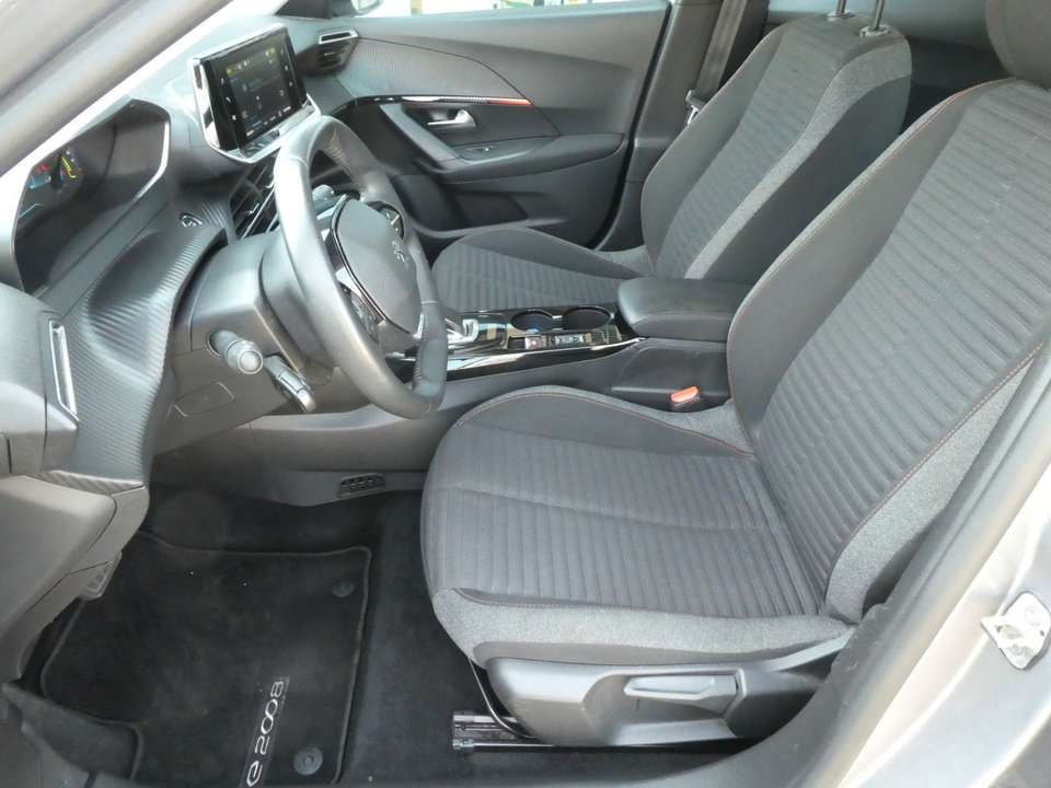 Peugeot 2008 - Imagem 10