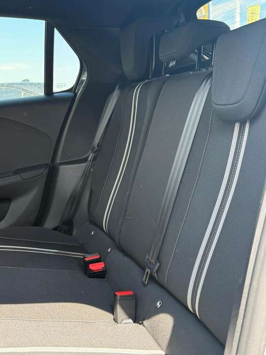 Opel Corsa - Imagem 8