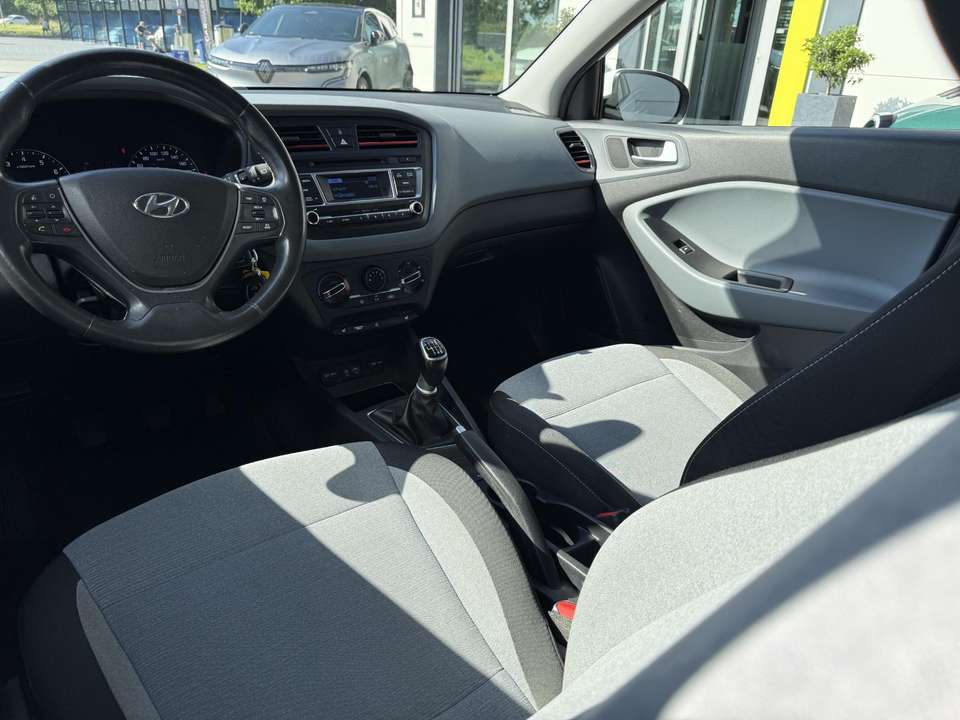 Hyundai i20 - Imagem 19