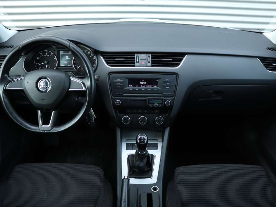 Skoda Octavia - Imagem 3