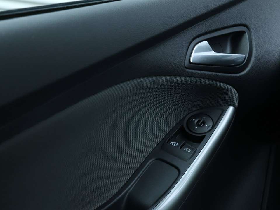 Ford Focus - Imagem 18