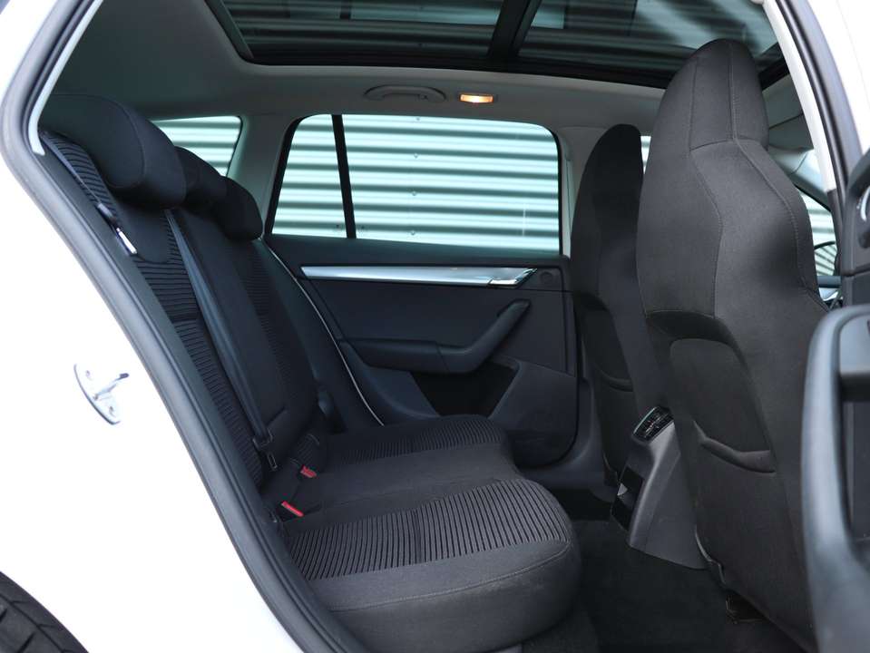 Skoda Octavia - Imagem 9