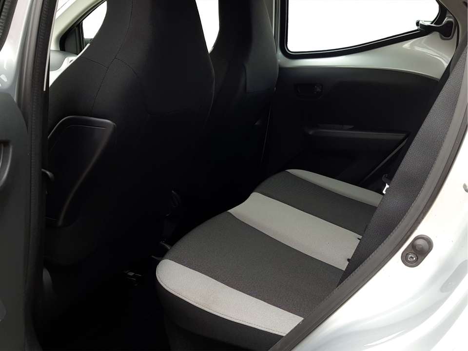Toyota Aygo - Imagem 13