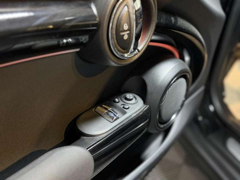 MINI Cooper - Imagem 8