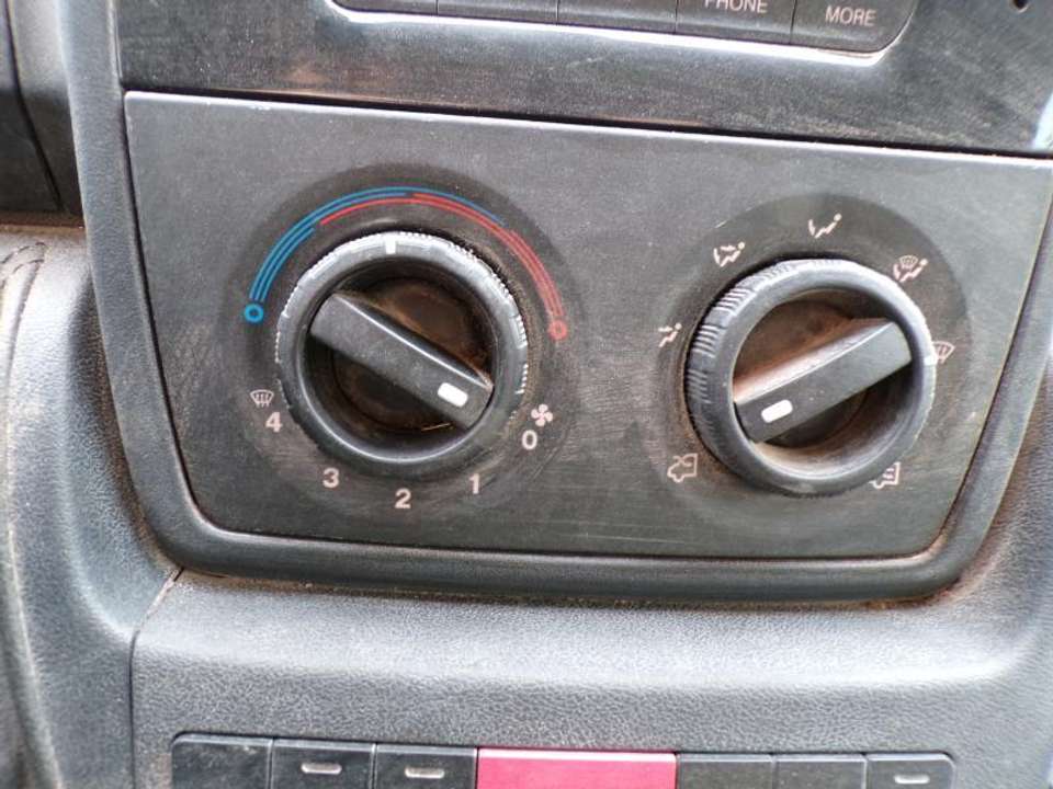 Peugeot Boxer - Imagem 11