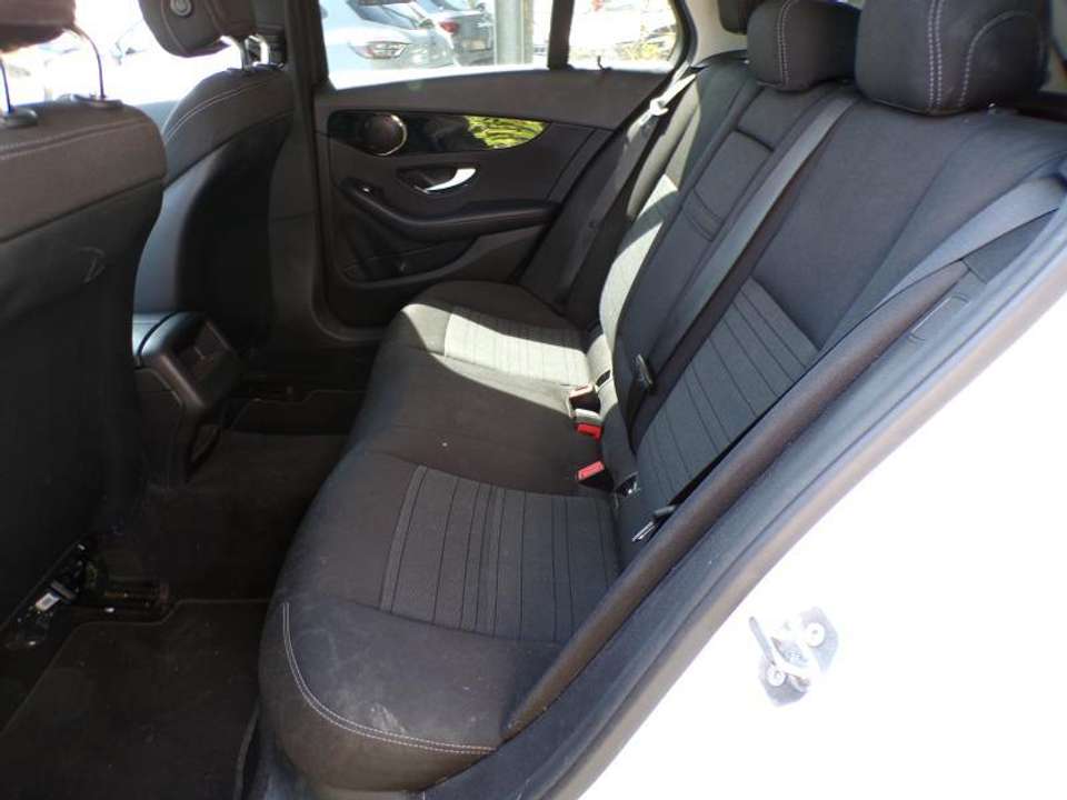 Mercedes-Benz C 180 - Imagem 8