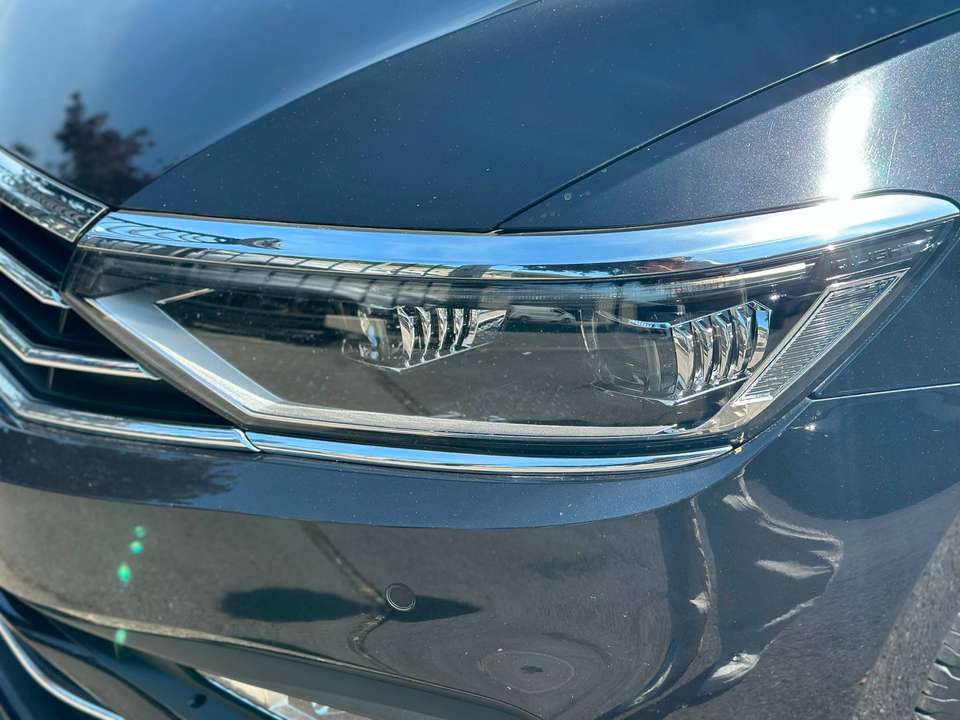 Volkswagen Passat Variant - Imagem 4