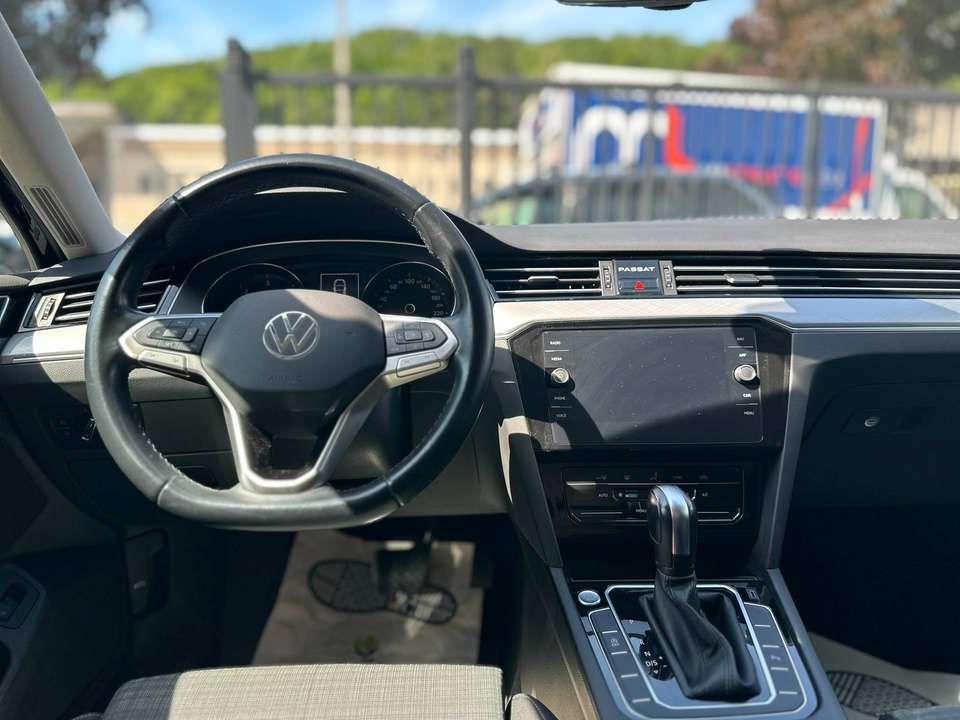 Volkswagen Passat Variant - Imagem 10