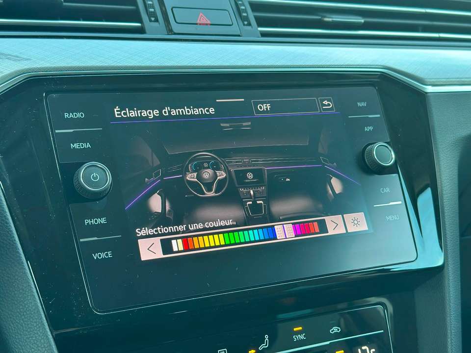 Volkswagen Passat Variant - Imagem 13