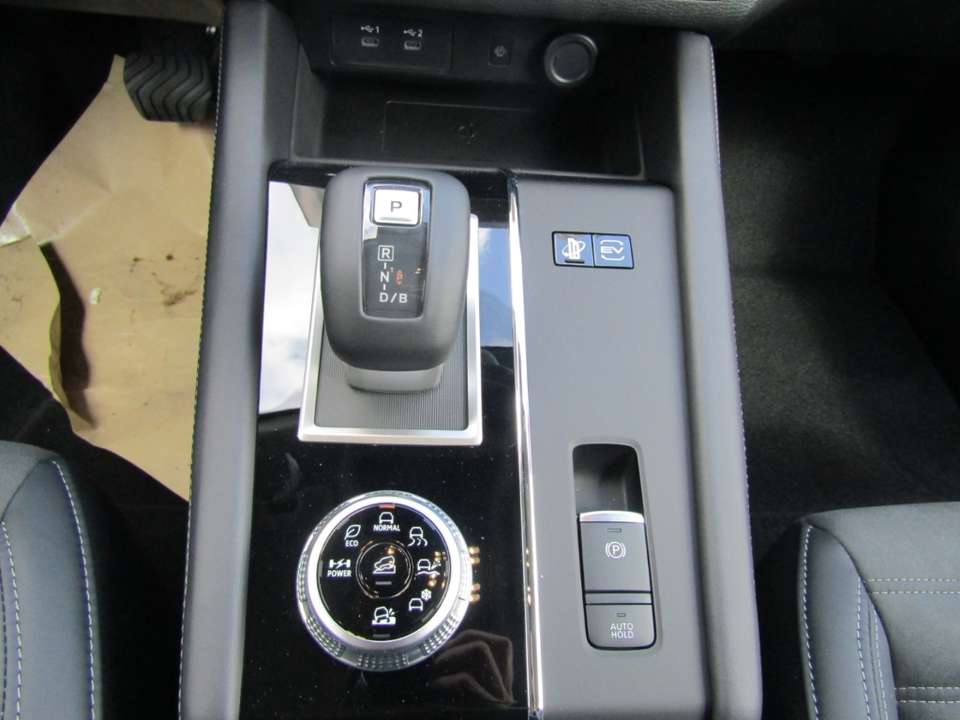 Mitsubishi Outlander - Imagem 12