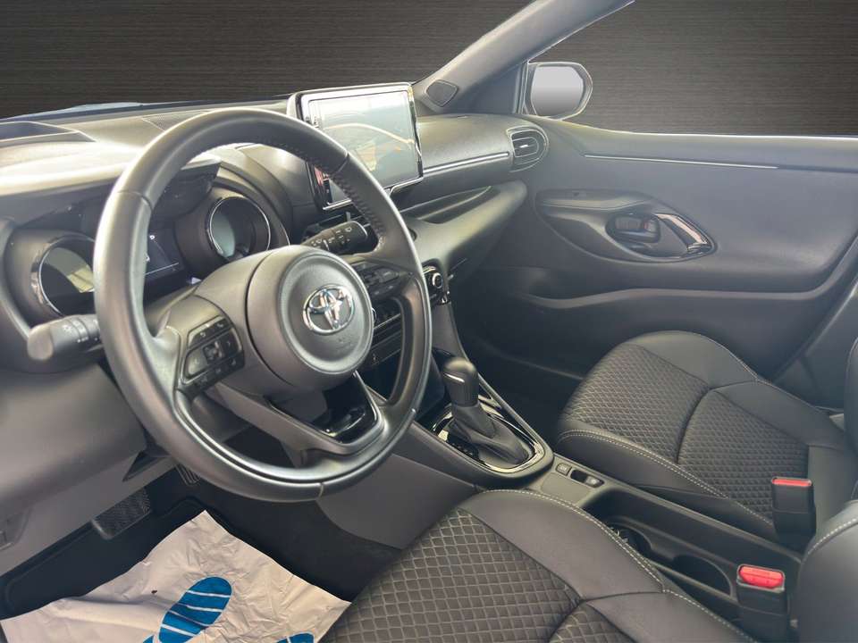 Toyota Yaris - Imagem 9