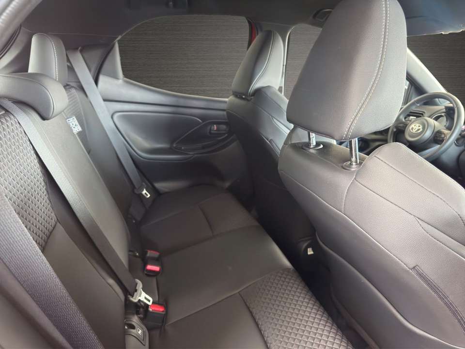 Toyota Yaris - Imagem 12