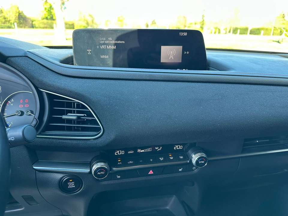 Mazda CX-30 - Imagem 11