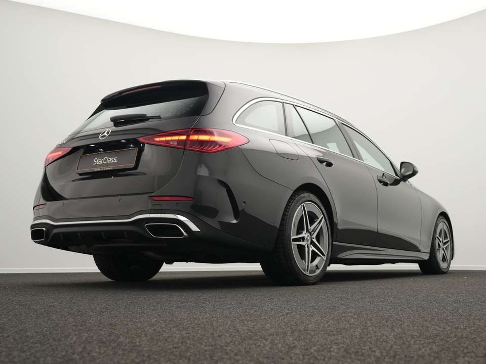 Mercedes-Benz C 300 - Imagem 9