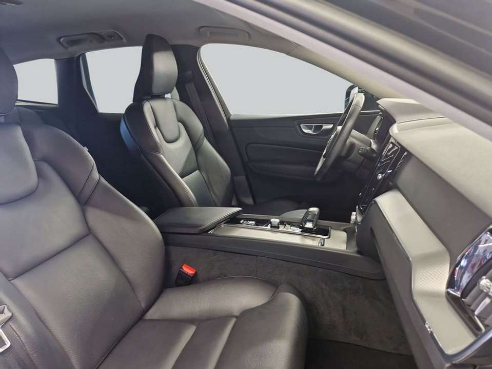 Volvo XC60 - Imagem 15