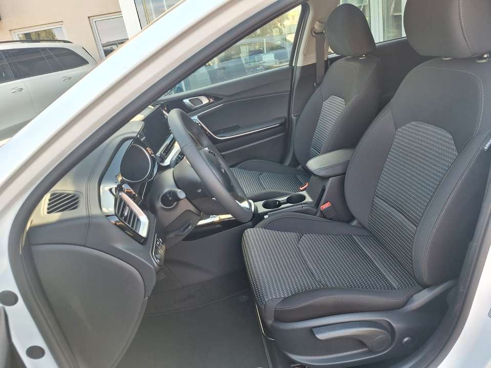 Kia Ceed SW / cee'd SW - Imagem 4