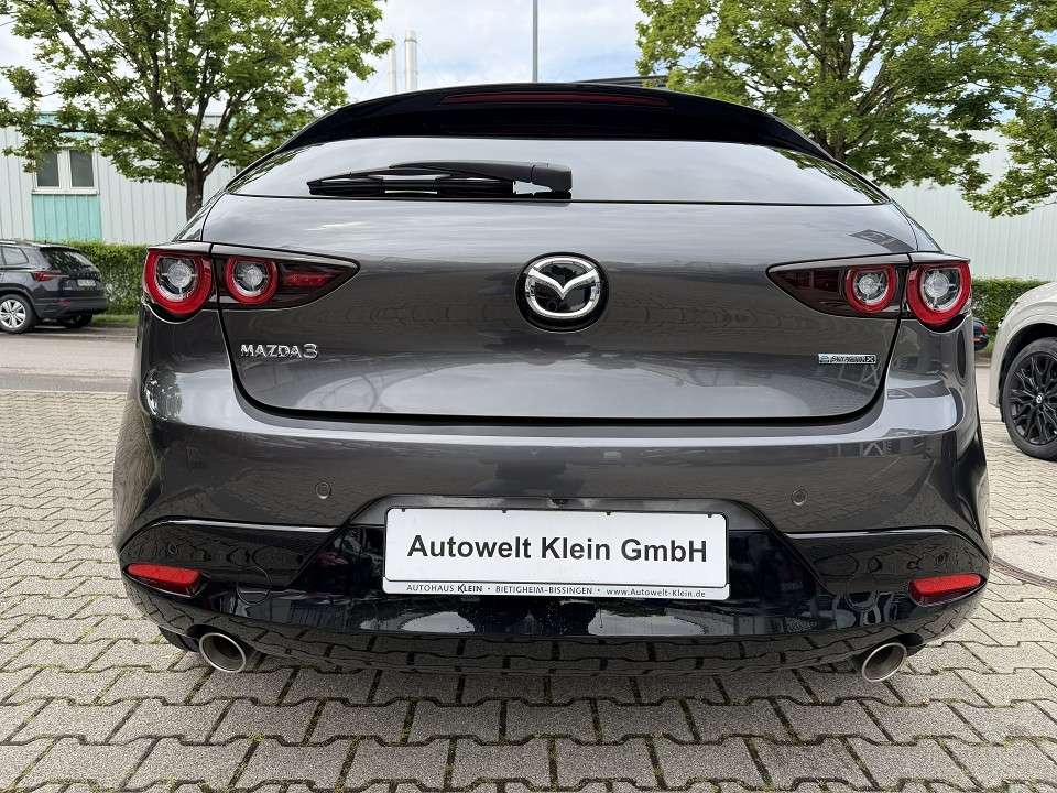 Mazda 3 - Imagem 2