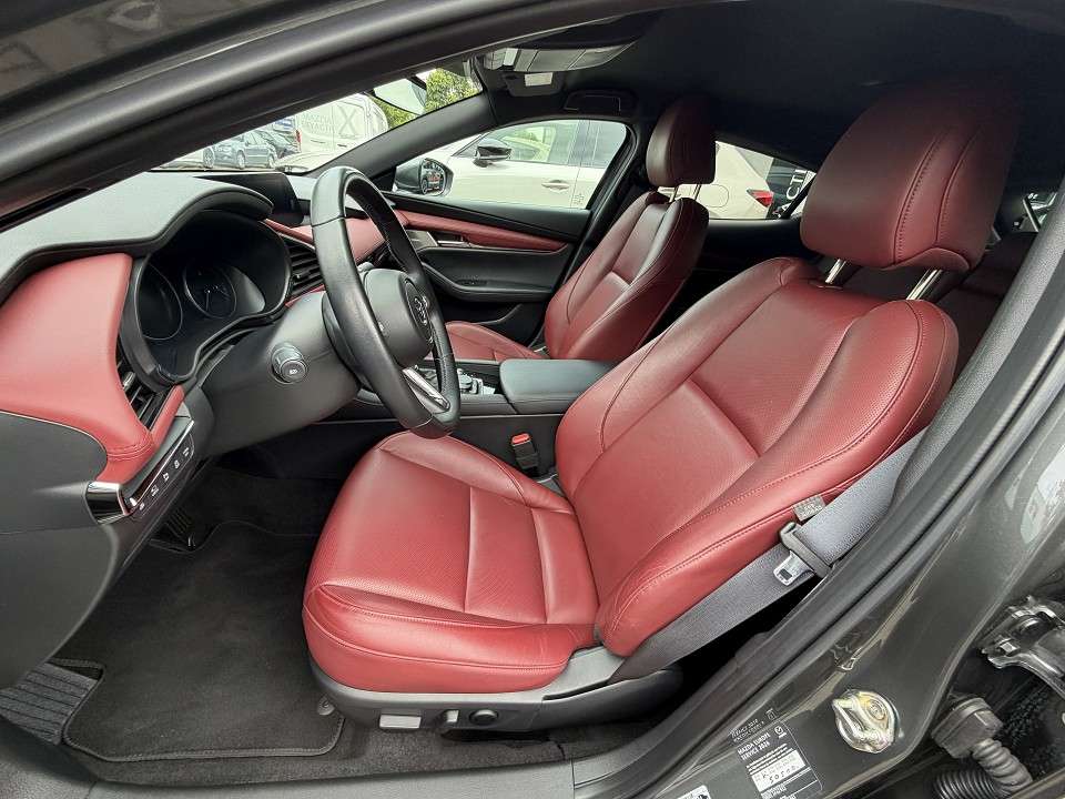 Mazda 3 - Imagem 6
