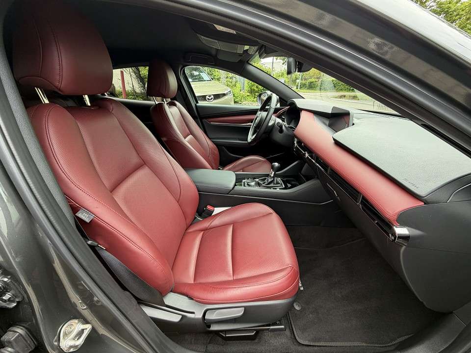 Mazda 3 - Imagem 7
