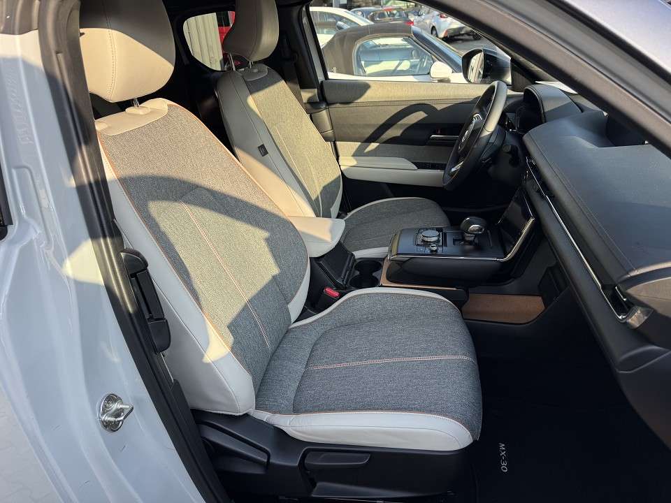 Mazda MX-30 - Imagem 7