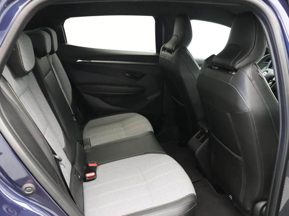Renault Megane E-Tech - Imagem 4