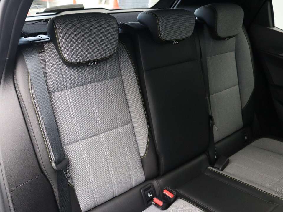 Renault Megane E-Tech - Imagem 8