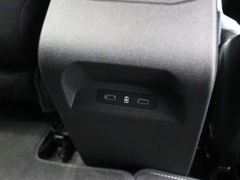 Renault Megane E-Tech - Imagem 9