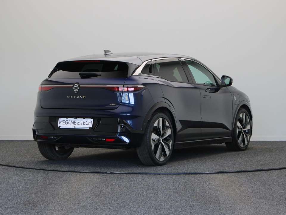 Renault Megane E-Tech - Imagem 11