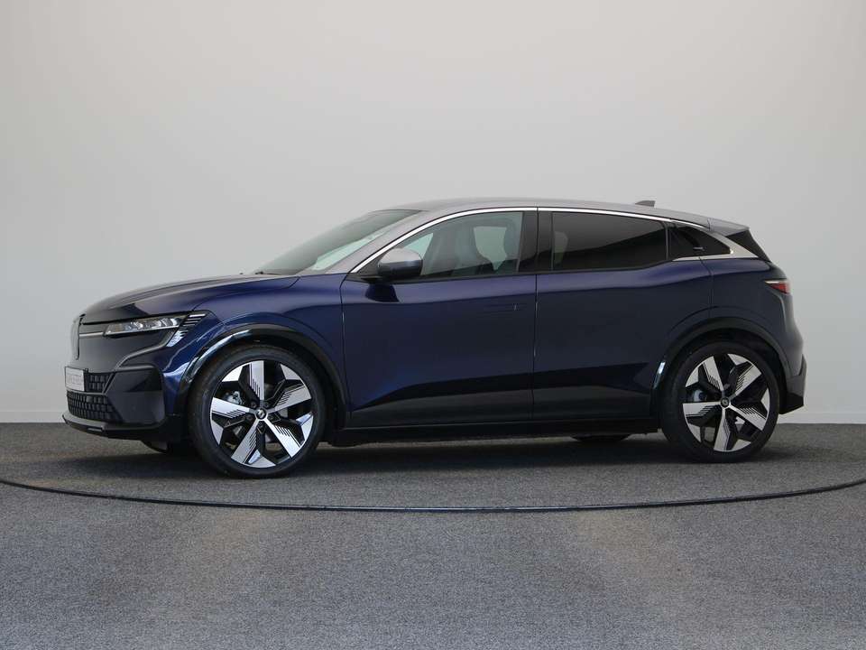 Renault Megane E-Tech - Imagem 12