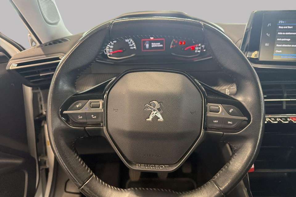 Peugeot 2008 - Imagem 12
