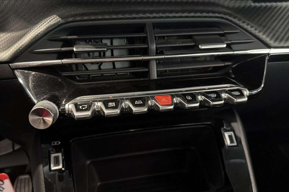Peugeot 2008 - Imagem 15