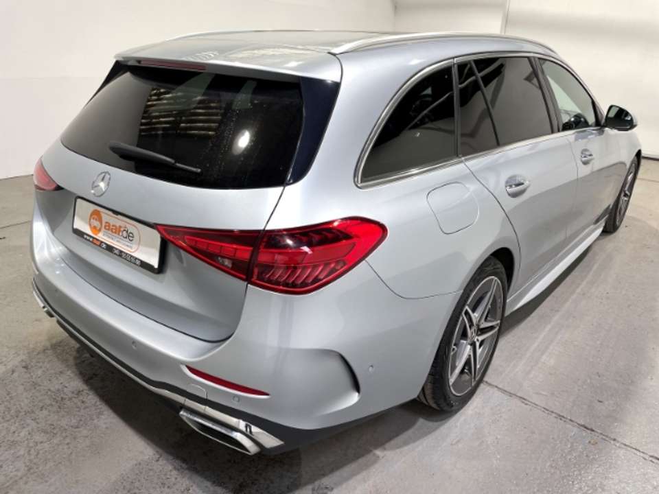 Mercedes-Benz C 200 - Imagem 3