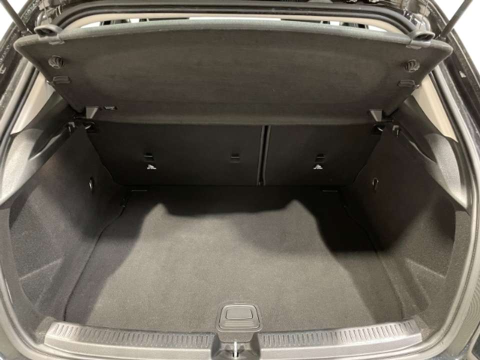 Mercedes-Benz A 180 - Imagem 7