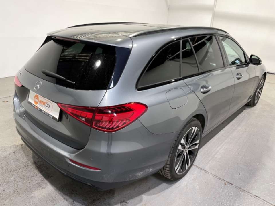 Mercedes-Benz C 300 - Imagem 3