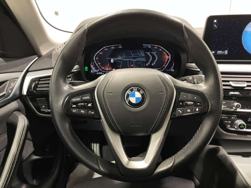 BMW 520 - Imagem 11